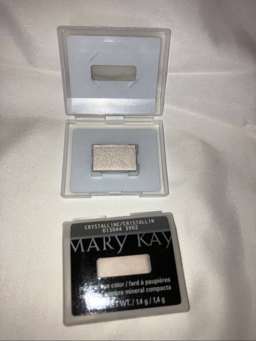 (2) New Crystalline Mary Kay. Mineral Eye Color‎ Shimmer Eyeshadow Refill